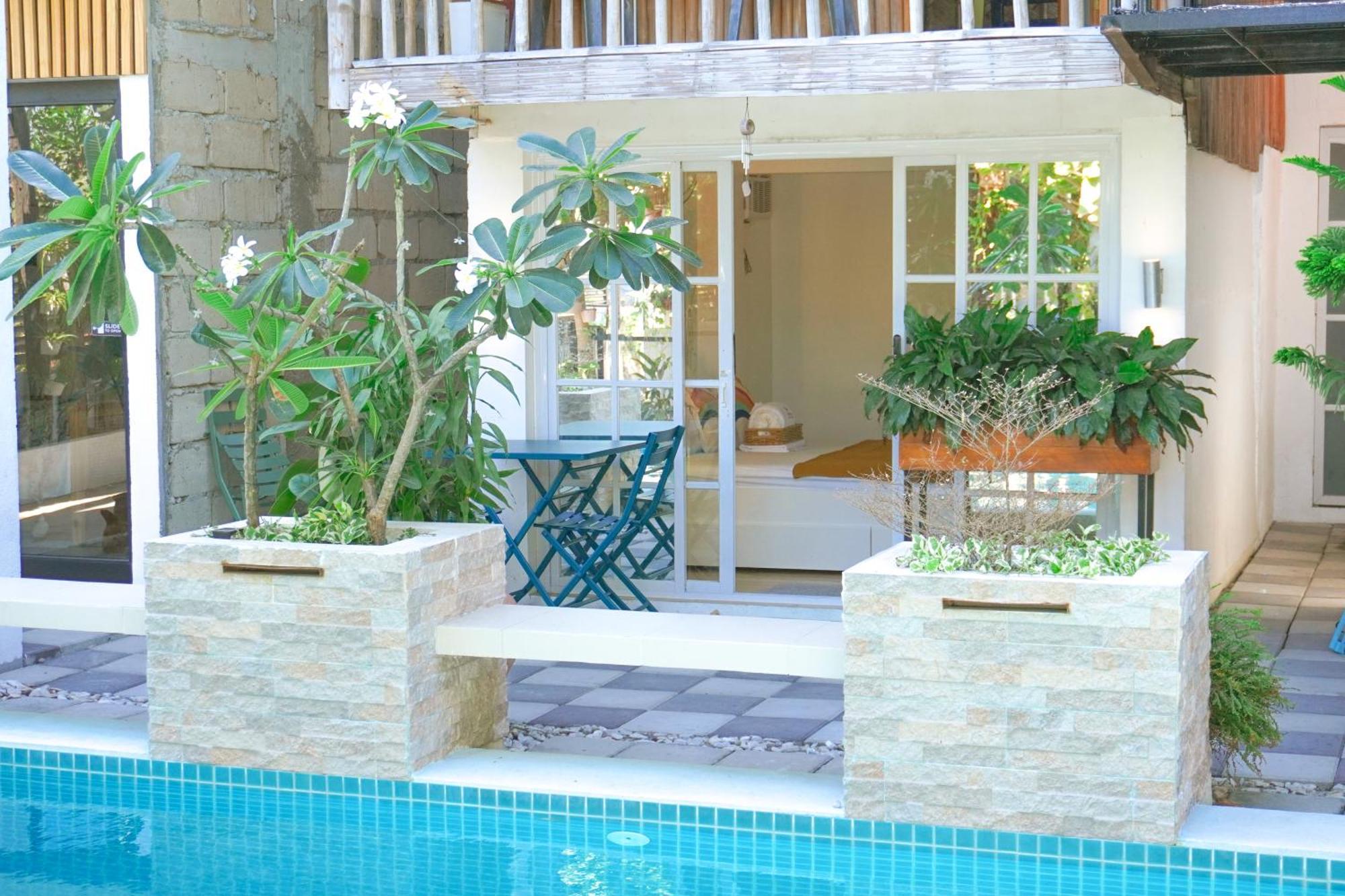 Urban Oasis Resort, Tarlac Buitenkant foto