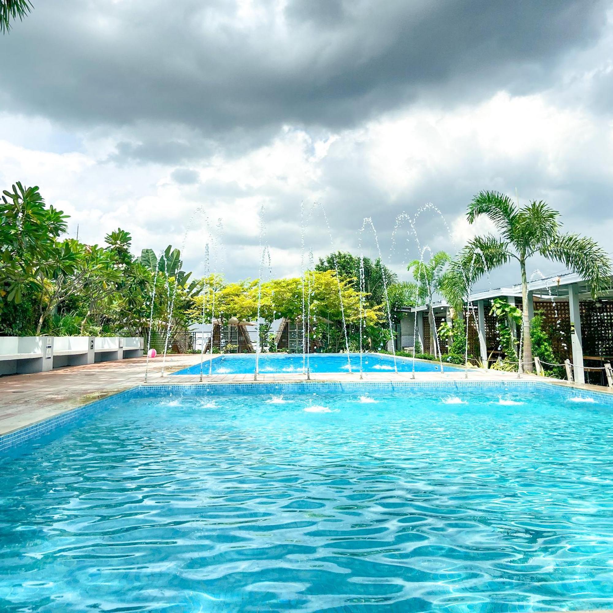 Urban Oasis Resort, Tarlac Buitenkant foto